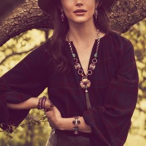 Chloe + Isabel Jewelry - Chloe + Isabel Wild Earth Statement Bracelet Chloe + Isabel Jewelry - Chloe + Isabel Wild Earth Statement Bracelet